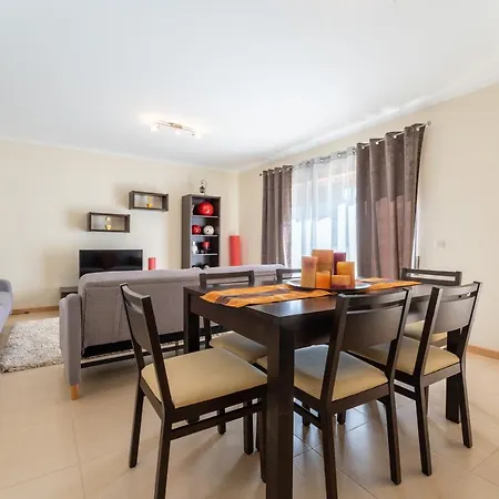 T3 Beira Mar 아파트 *