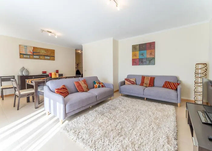 T3 Beira Mar Apartment *